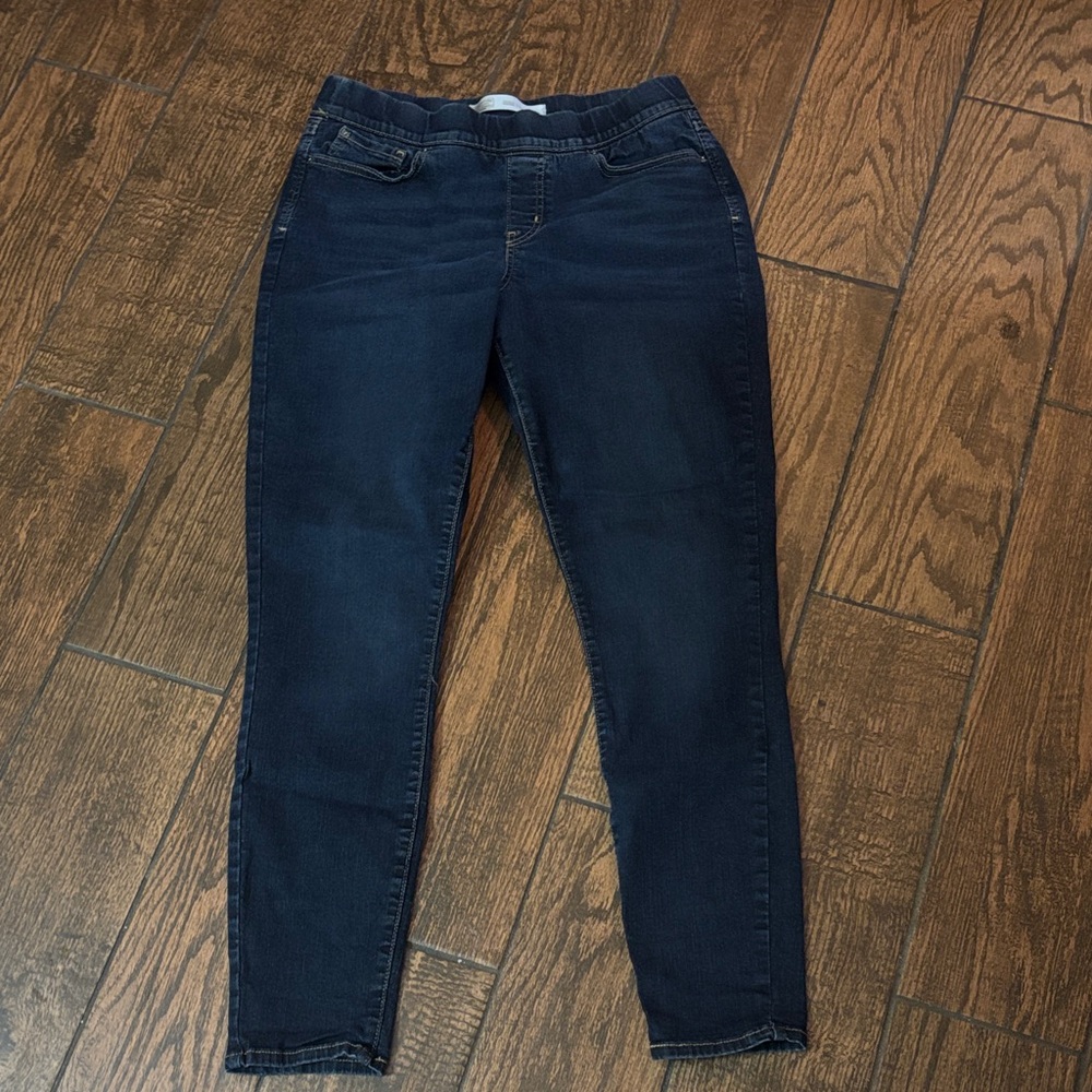 Levi's Women's Navy Skinny Jeans